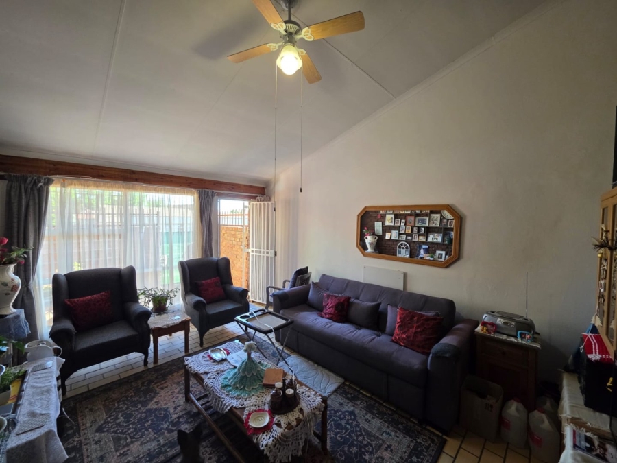 1 Bedroom Property for Sale in Bethlehem Free State